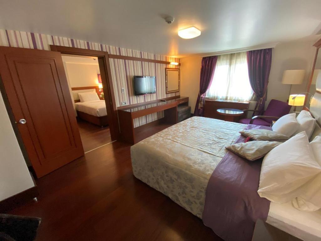 Dareyn Hotel Istanboel Buitenkant foto
