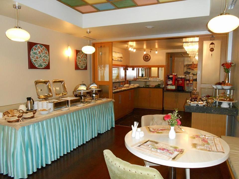 Dareyn Hotel Istanboel Buitenkant foto